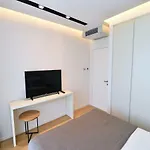 In Ziza, Rooftop Swimming Pool Apartman