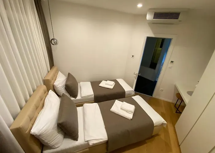 In Ziza, Rooftop Swimming Pool Appartement Opatija