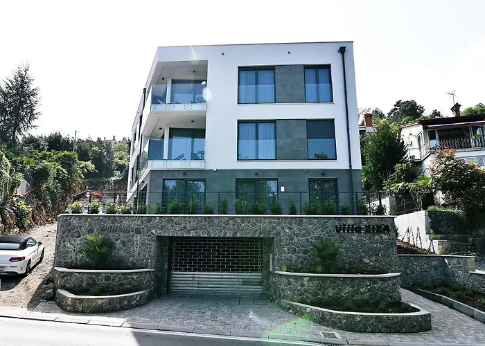 Appartement In Ziza, Rooftop Swimming Pool *