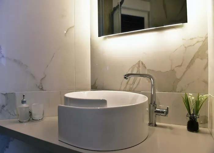 In Ziza, Rooftop Swimming Pool Appartement Opatija