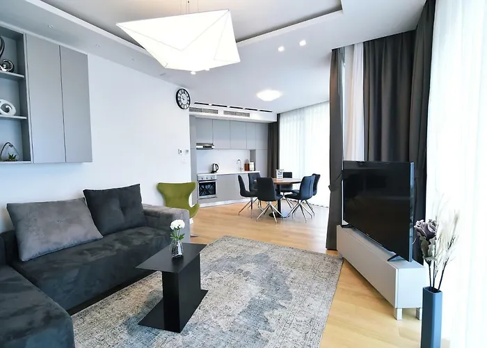 Appartement In Ziza, Rooftop Swimming Pool