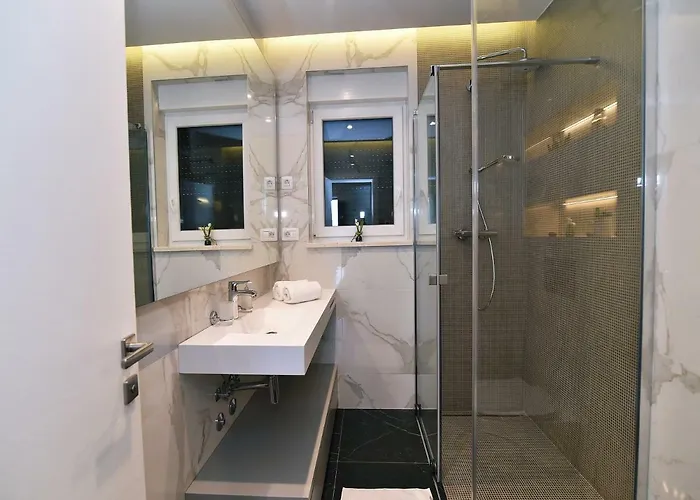 Appartement In Ziza, Rooftop Swimming Pool *