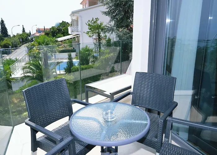 Appartement In Ziza, Rooftop Swimming Pool *