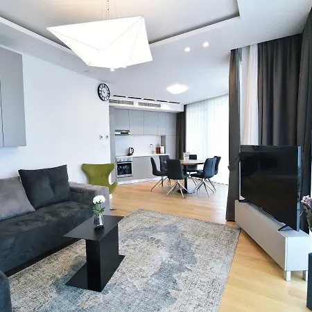 Apartment In Ziza, Rooftop Swimming Pool