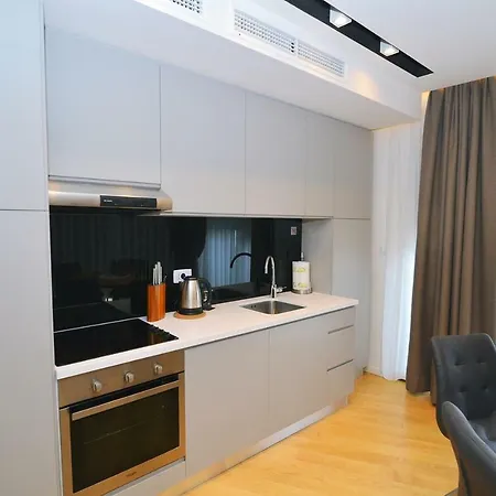 Apartment In Ziza, Rooftop Swimming Pool