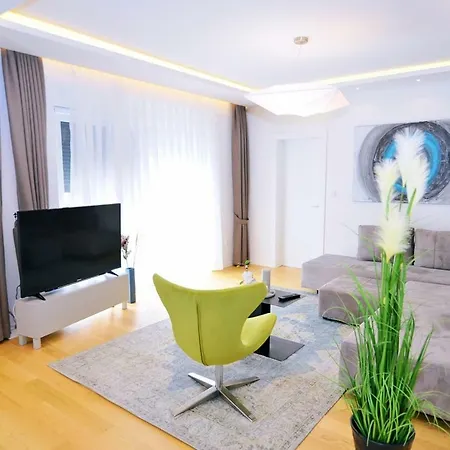 In Ziza, Rooftop Swimming Pool Opatija