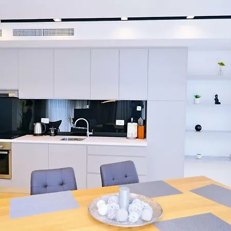 In Ziza, Rooftop Swimming Pool * Opatija