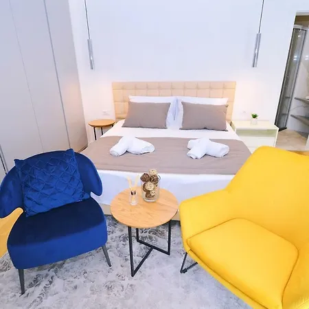 In Ziza, Rooftop Swimming Pool Opatija