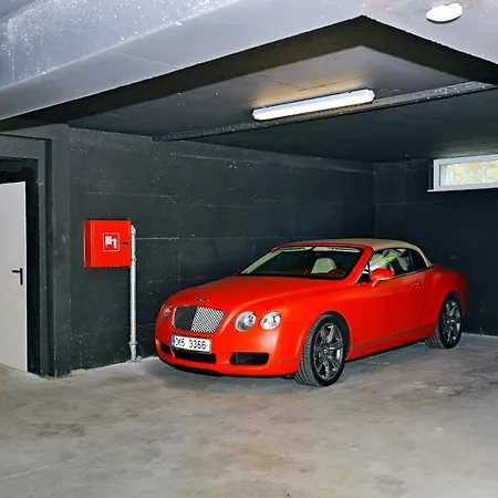 Apartment In Ziza, Rooftop Swimming Pool Opatija