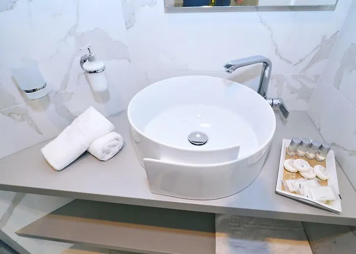 In Ziza, Rooftop Swimming Pool דירה *