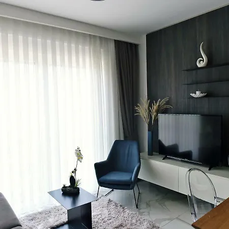 In Ziza, Rooftop Swimming Pool 公寓 奥帕提亚