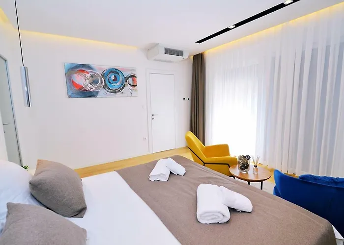 In Ziza, Rooftop Swimming Pool *